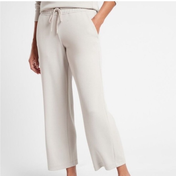 Athleta Pants & Jumpsuits Athleta Seasoft Straight High Rise Pants
